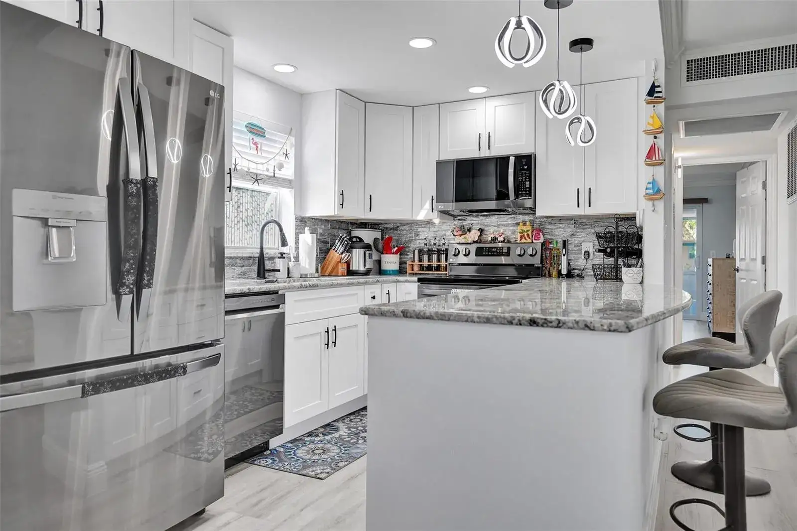 2 bedroom 2 bath Residential for sale at 356 Brittany H # 356, Delray Beach FL 33446
