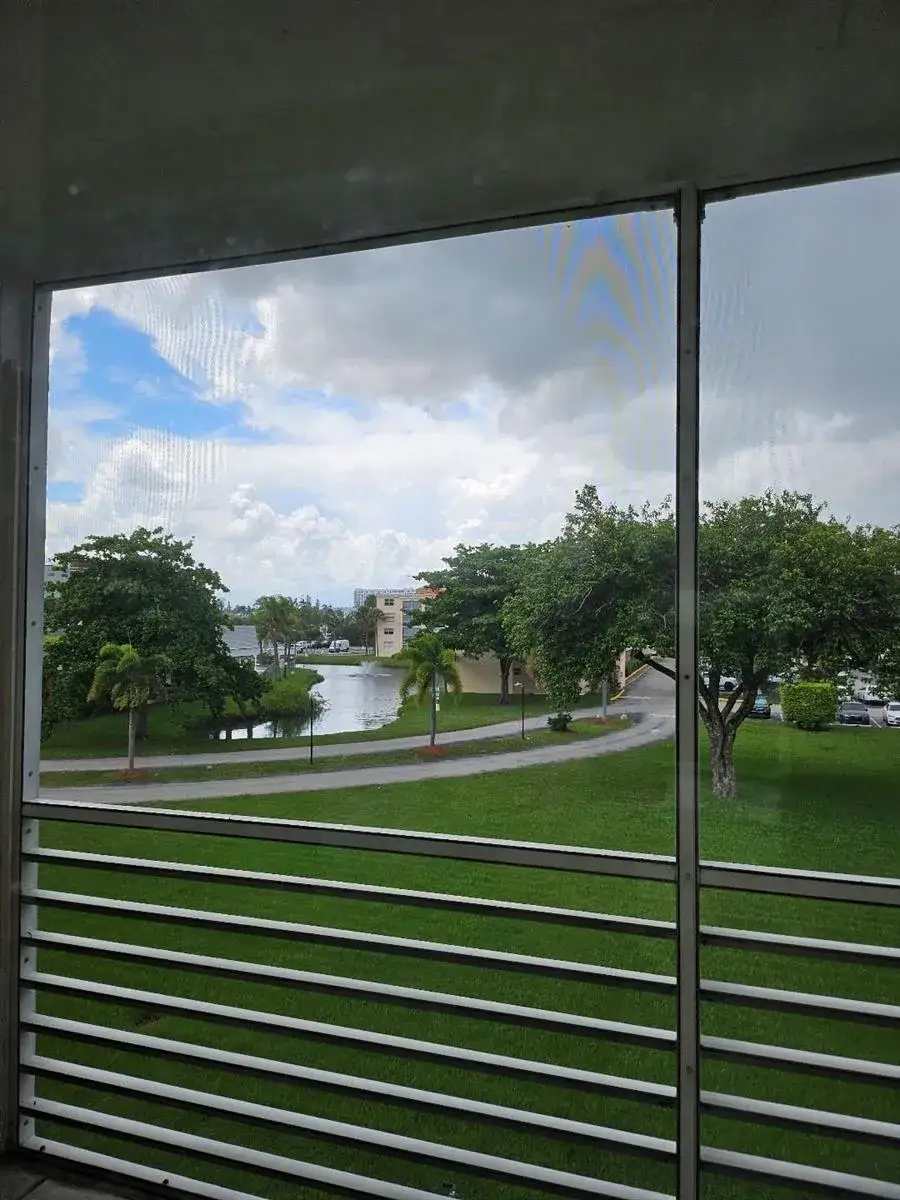 1 bedroom 1 bath Residential for sale at 608 NE 2nd Street # 341, Dania Beach FL 33004