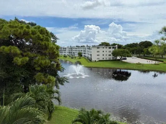 1 bedroom 2 bath Residential for sale at 408 Grantham A # 408, Deerfield Beach FL 33442