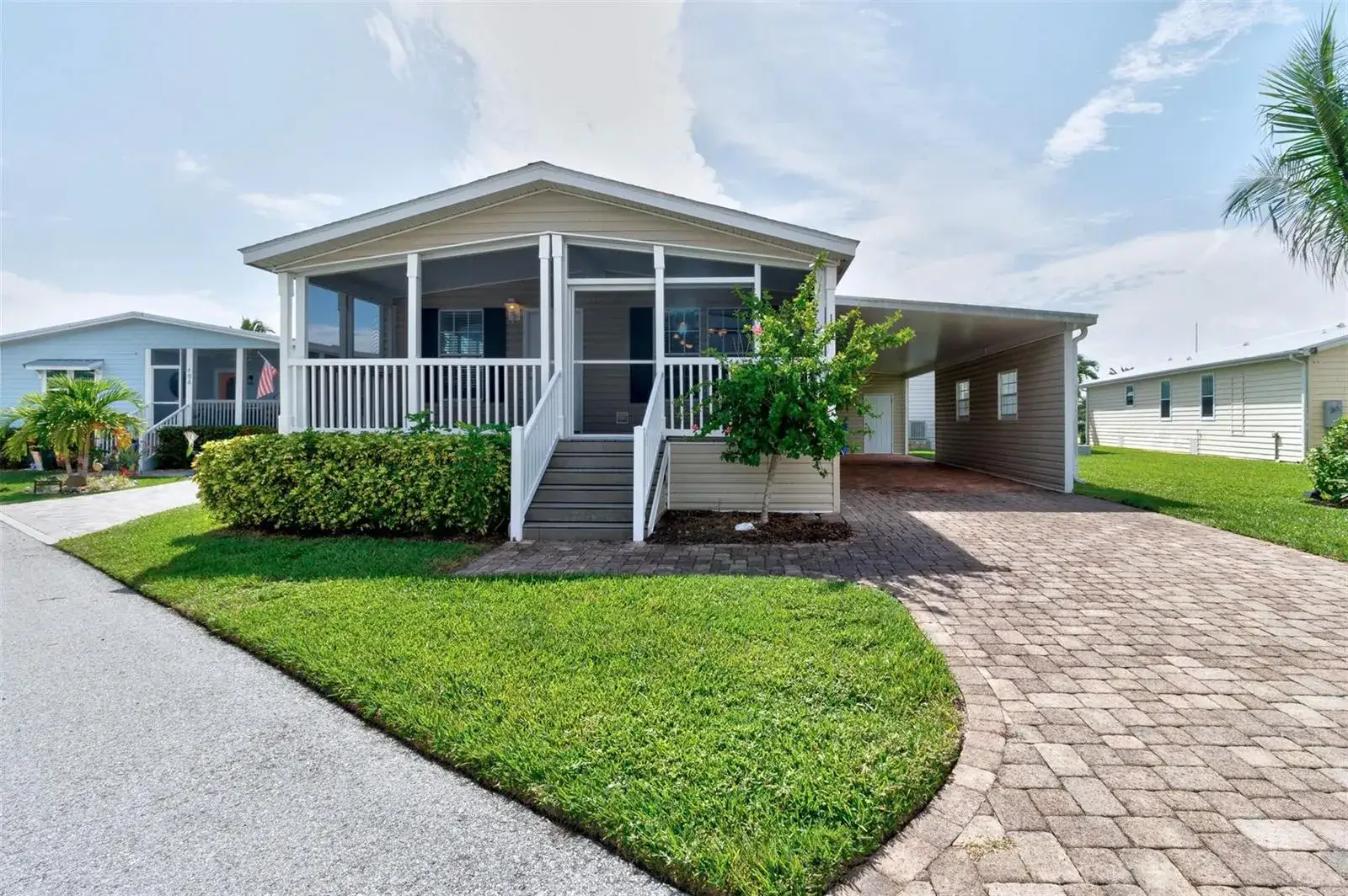 2 bedroom 2 bath Residential for sale at 192 N Arbor Lane, Vero Beach FL 32960