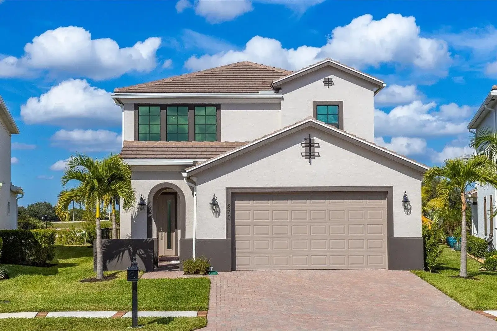 4 bedroom 3 bath Residential for sale at 270 SE Fascino Circle, Port St. Lucie FL 34984