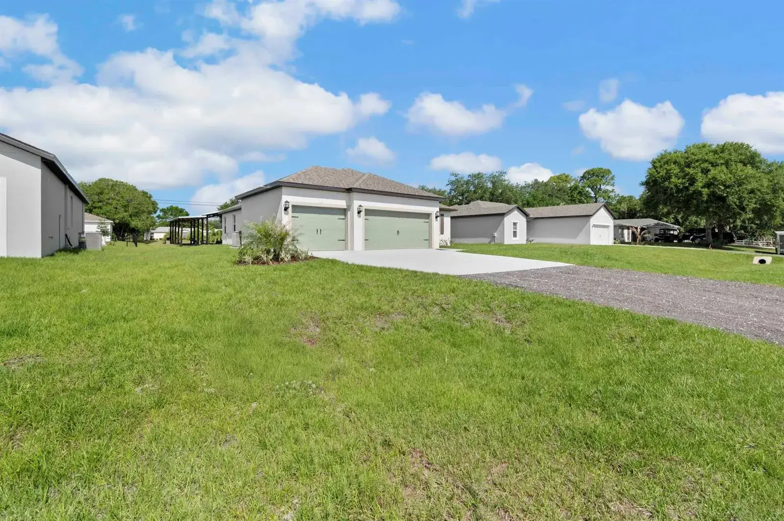 3 bedroom 2 bath Residential for sale at 2583 SW Chestnut Lane, Port St. Lucie FL 34953