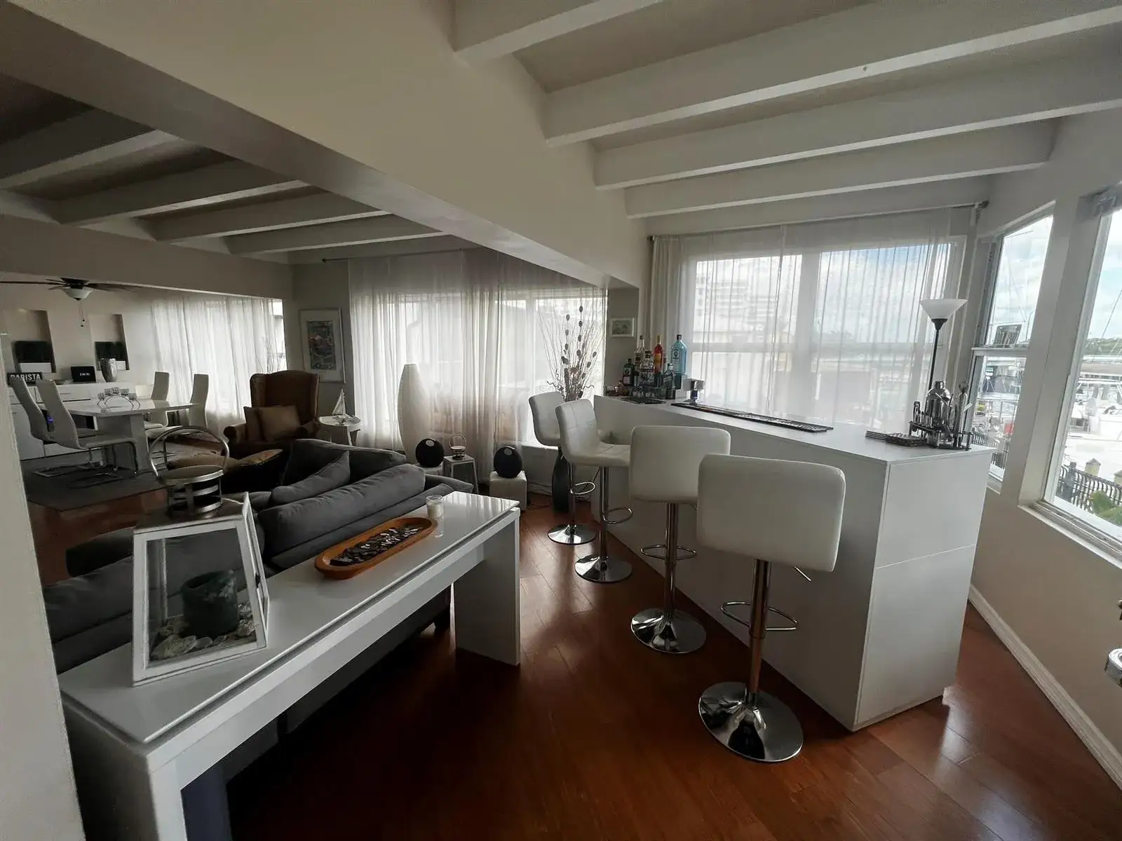 1 bedroom 1 bath Residential Lease for rent at 904 NE 20th, Fort Lauderdale FL 33304