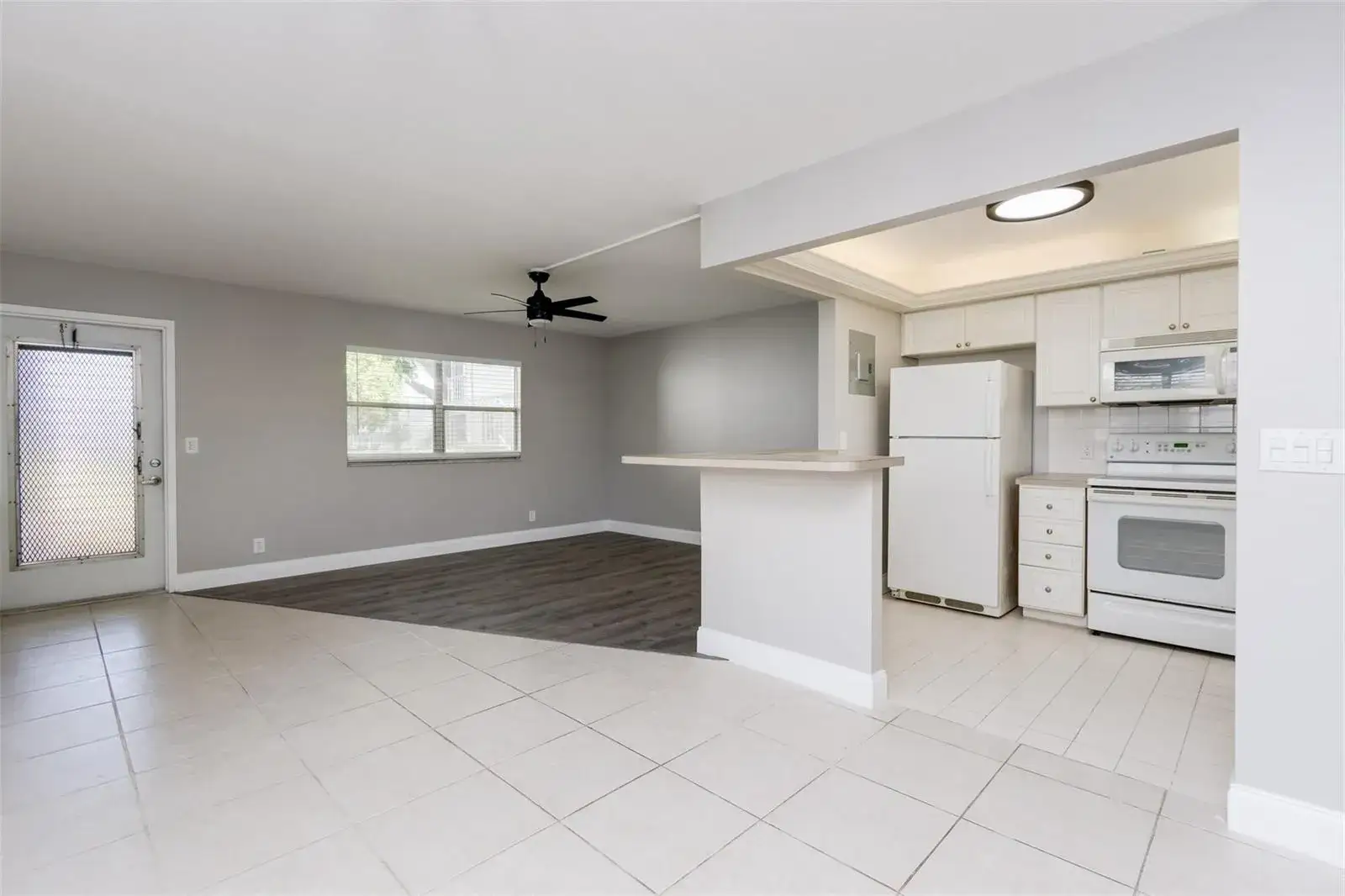 1 bedroom 1 bath Residential for sale at 346 Monaco H # 346, Delray Beach FL 33446