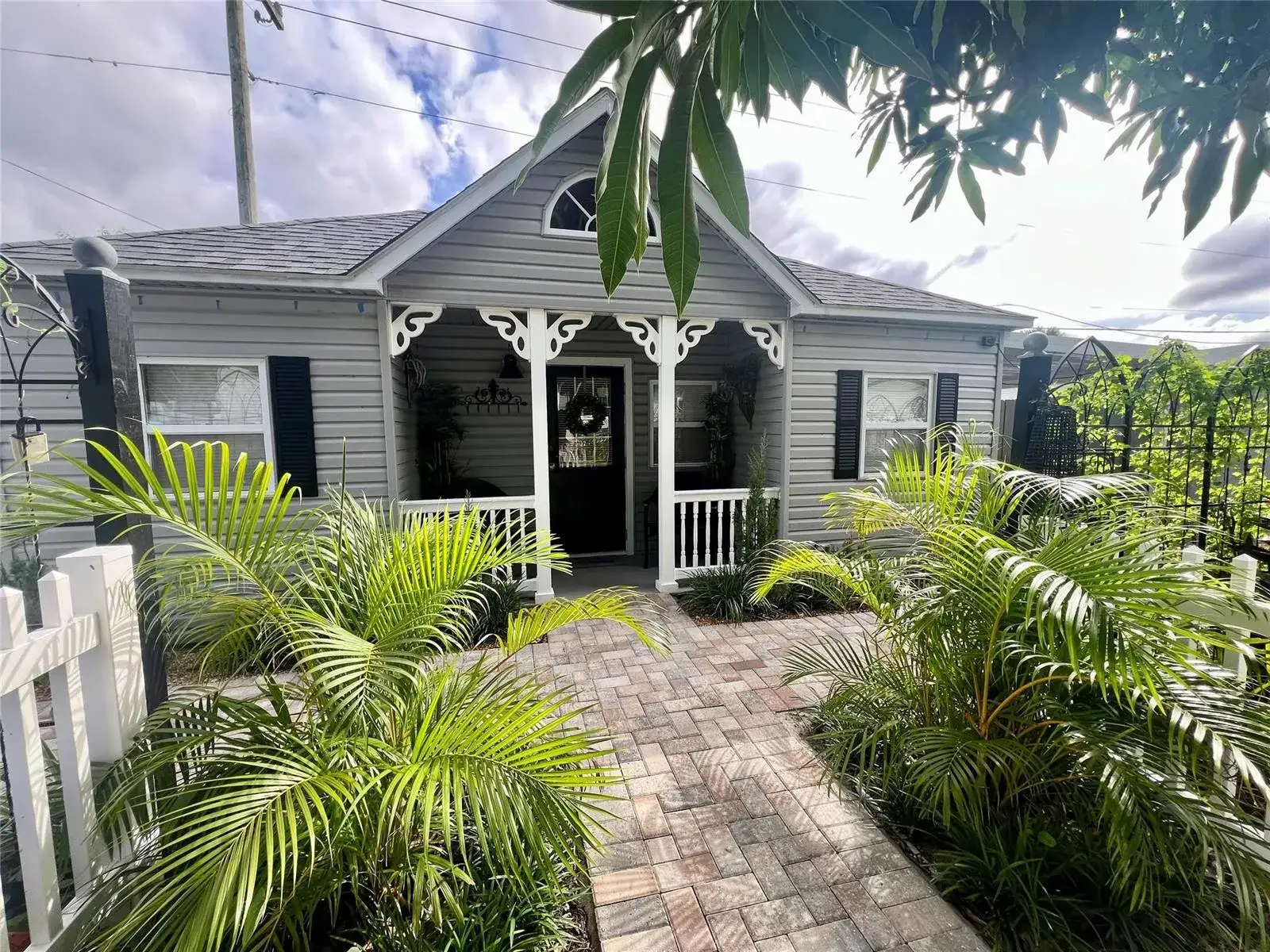 1 bedroom 1 bath Residential Lease for rent at 12 SW 6th Street, Delray Beach FL 33444