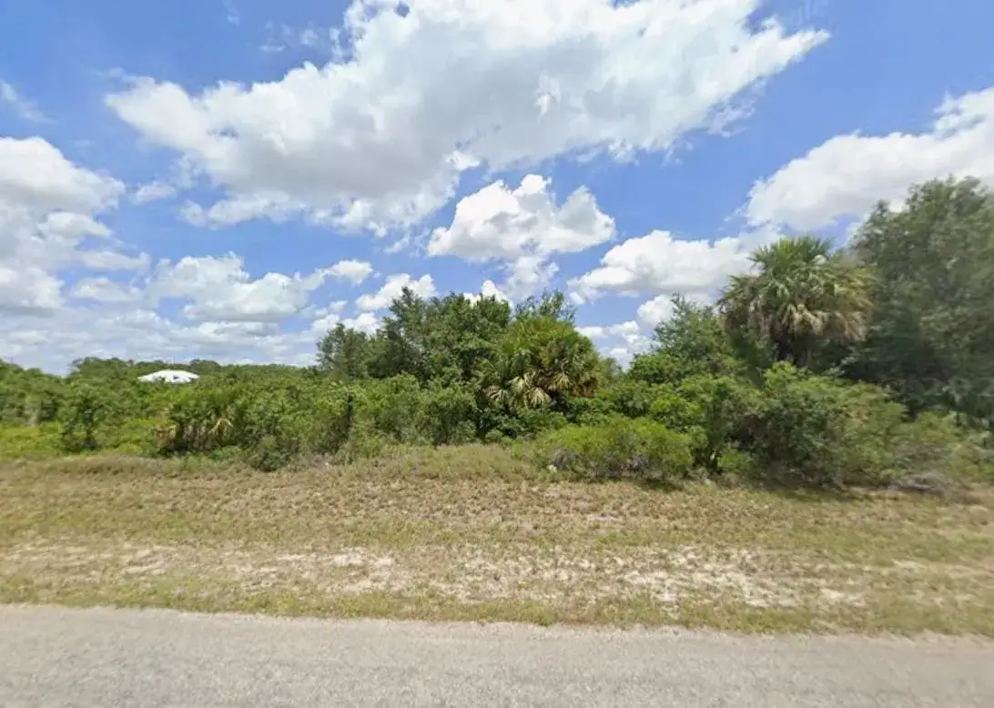 Land/Boat Docks for sale at 8007 Mangrove Circle, FL 33935