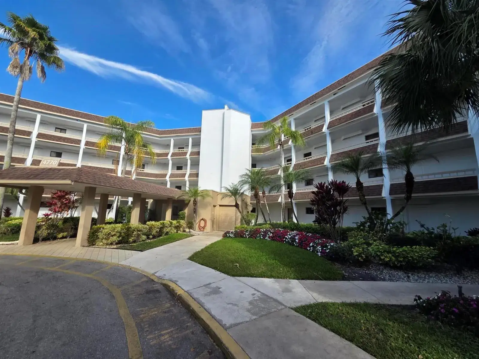 2 bedroom 2 bath Residential Lease for rent at 4770 Fountains Drive S # 303, FL 33467
