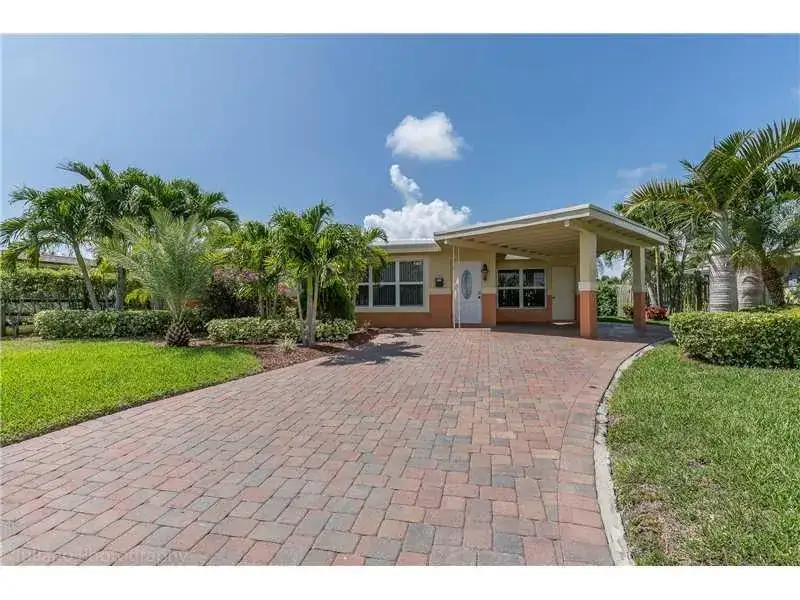 2 bedroom 2 bath Residential Lease for rent at 160 SE 12th Street, Pompano Beach FL 33060