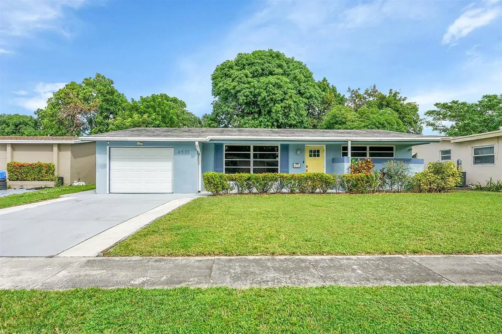 2 bedroom 2 bath Residential for sale at 6501 NW 24th Court, Sunrise FL 33313