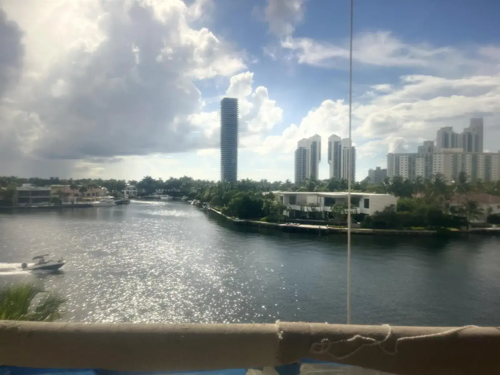 3 bedroom 2 bath Residential for sale at 19667 Turnberry Way # 4J, Miami FL 33180