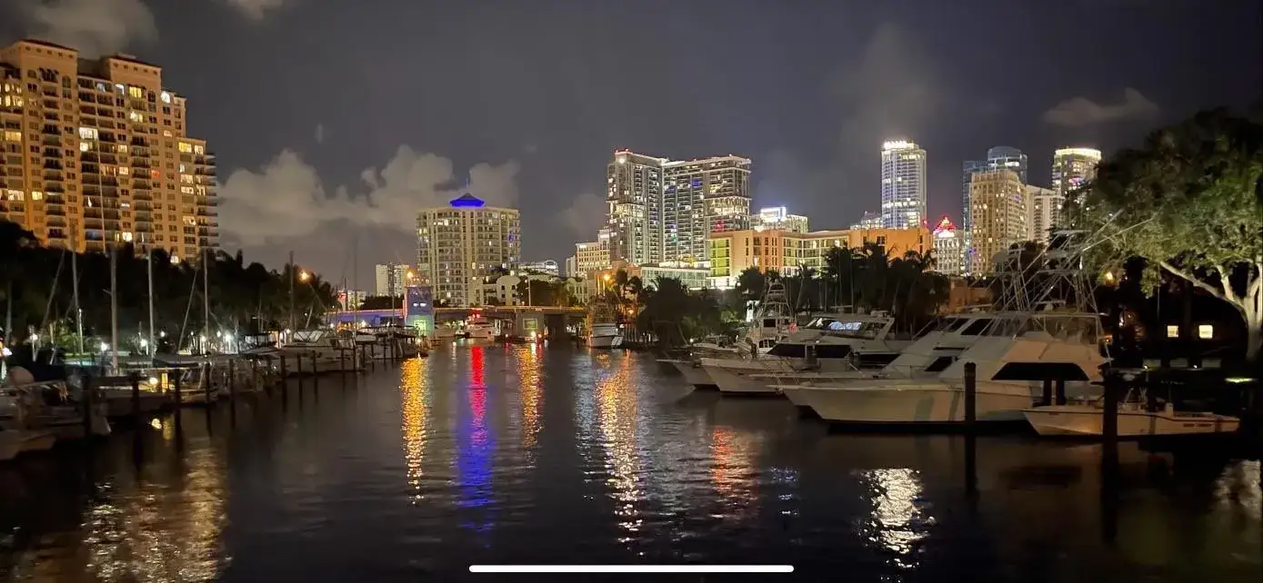 4 bedroom 5 bath Residential for sale at 621 SW 5 Place, Fort Lauderdale FL 33315