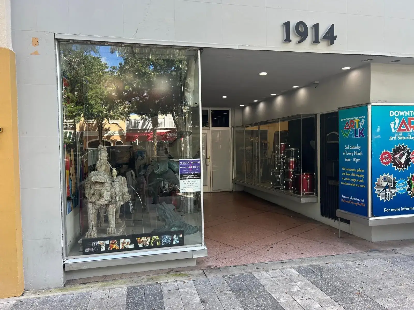 Commercial Sale for sale at 1914 Hollywood Boulevard, Hollywood FL 33020