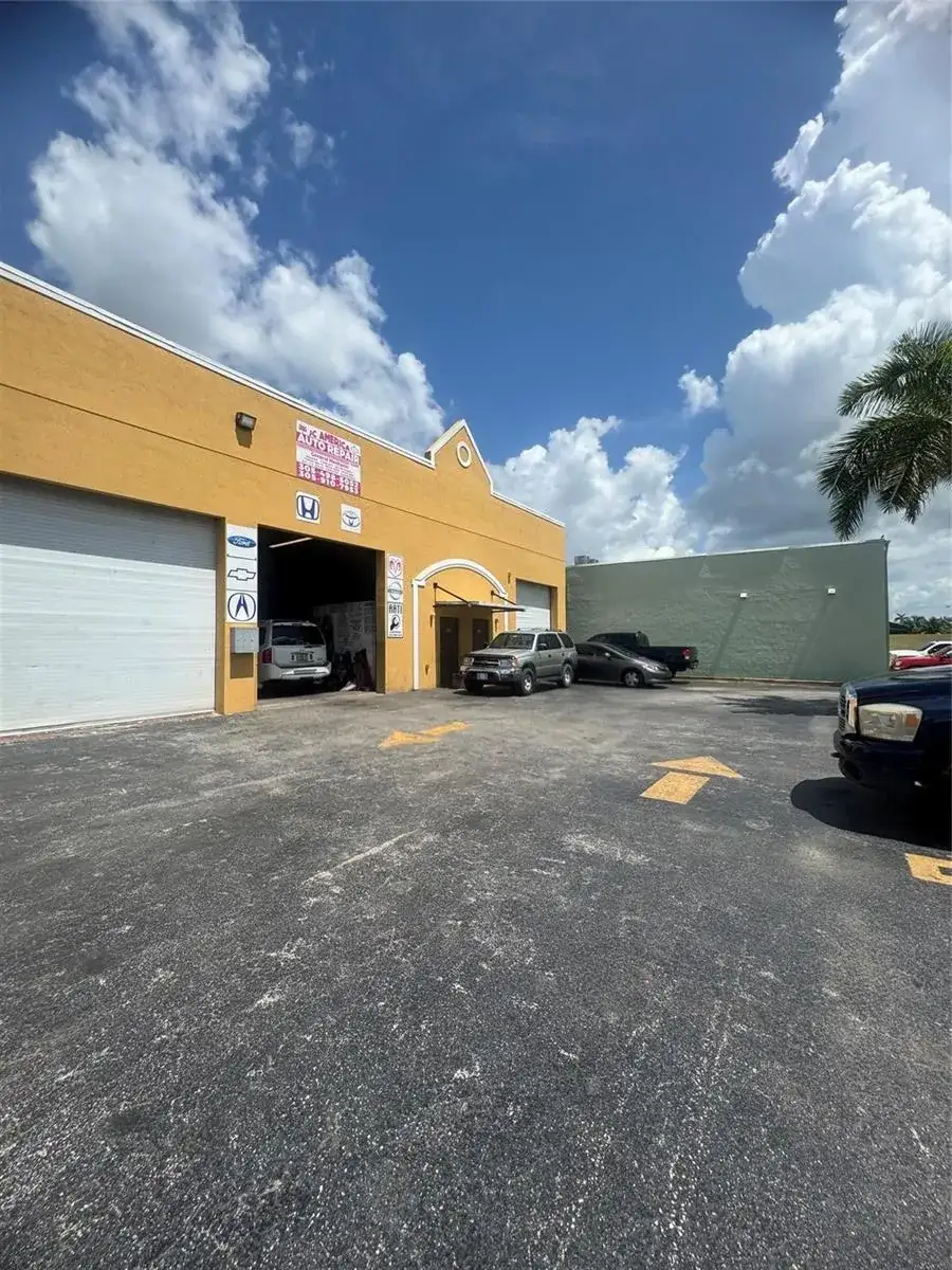 Commercial Sale for sale at 238 NW 9th Avenue # 4, Homestead FL 33030