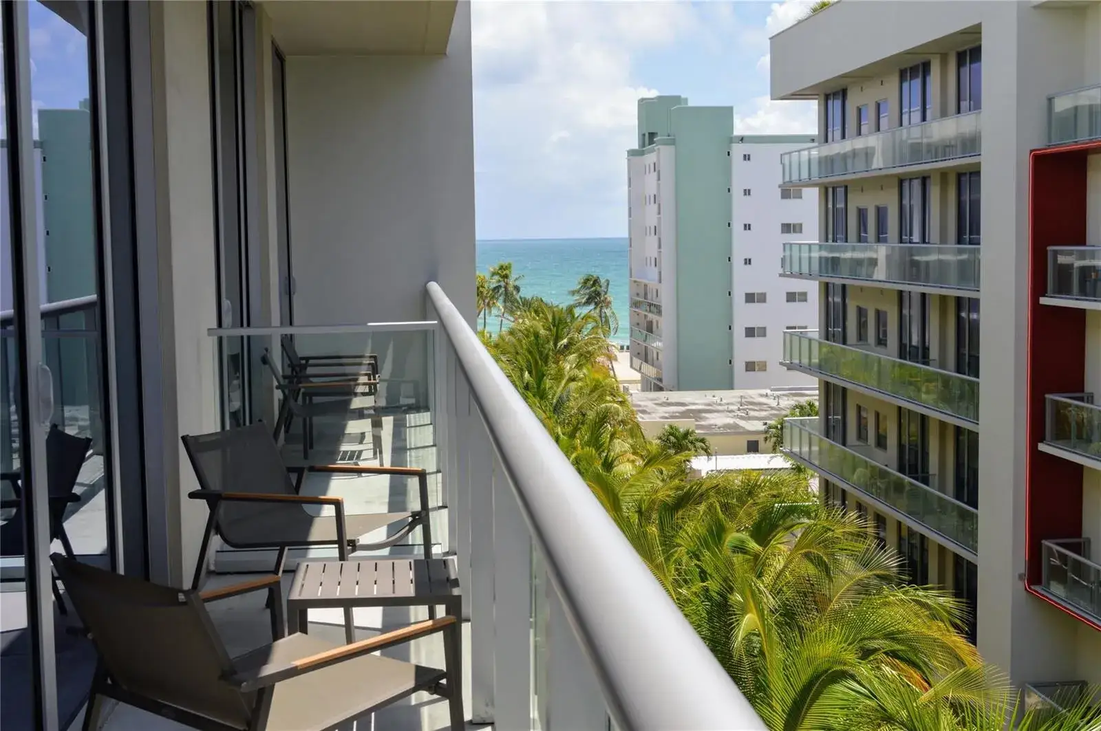 1 bedroom 1 bath Residential for sale at 777 N Ocean Drive # N522, Hollywood FL 33019