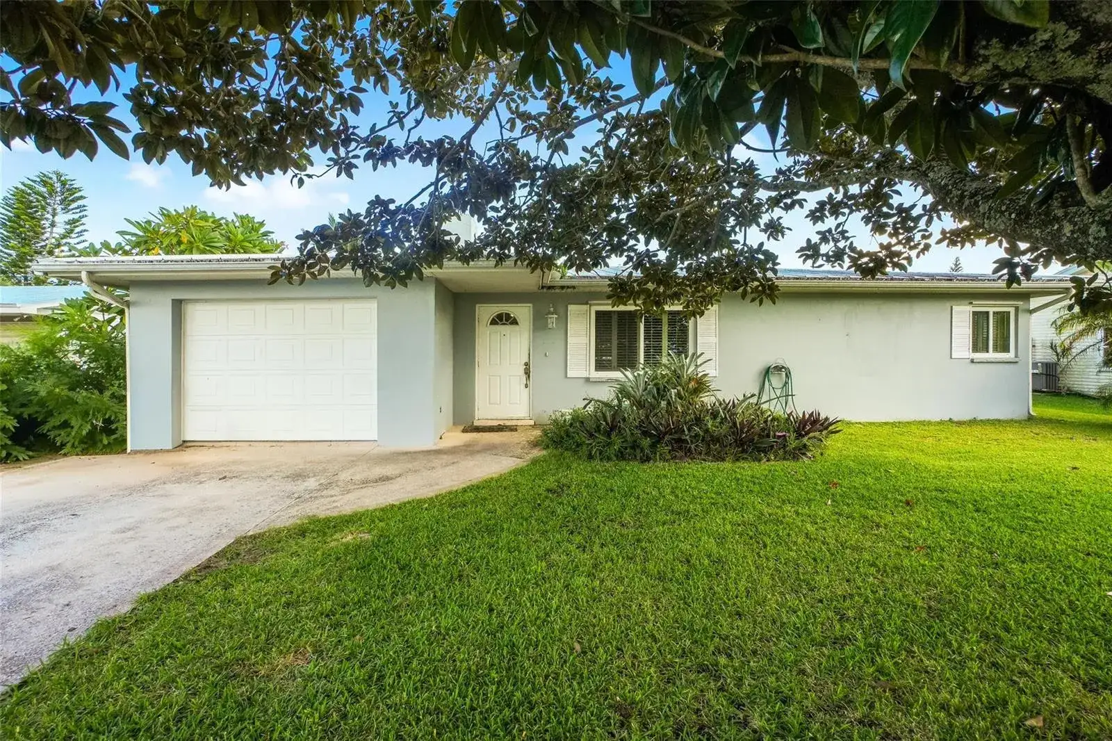 3 bedroom 2 bath Residential for sale at 413 Willows Avenue, Port St. Lucie FL 34952