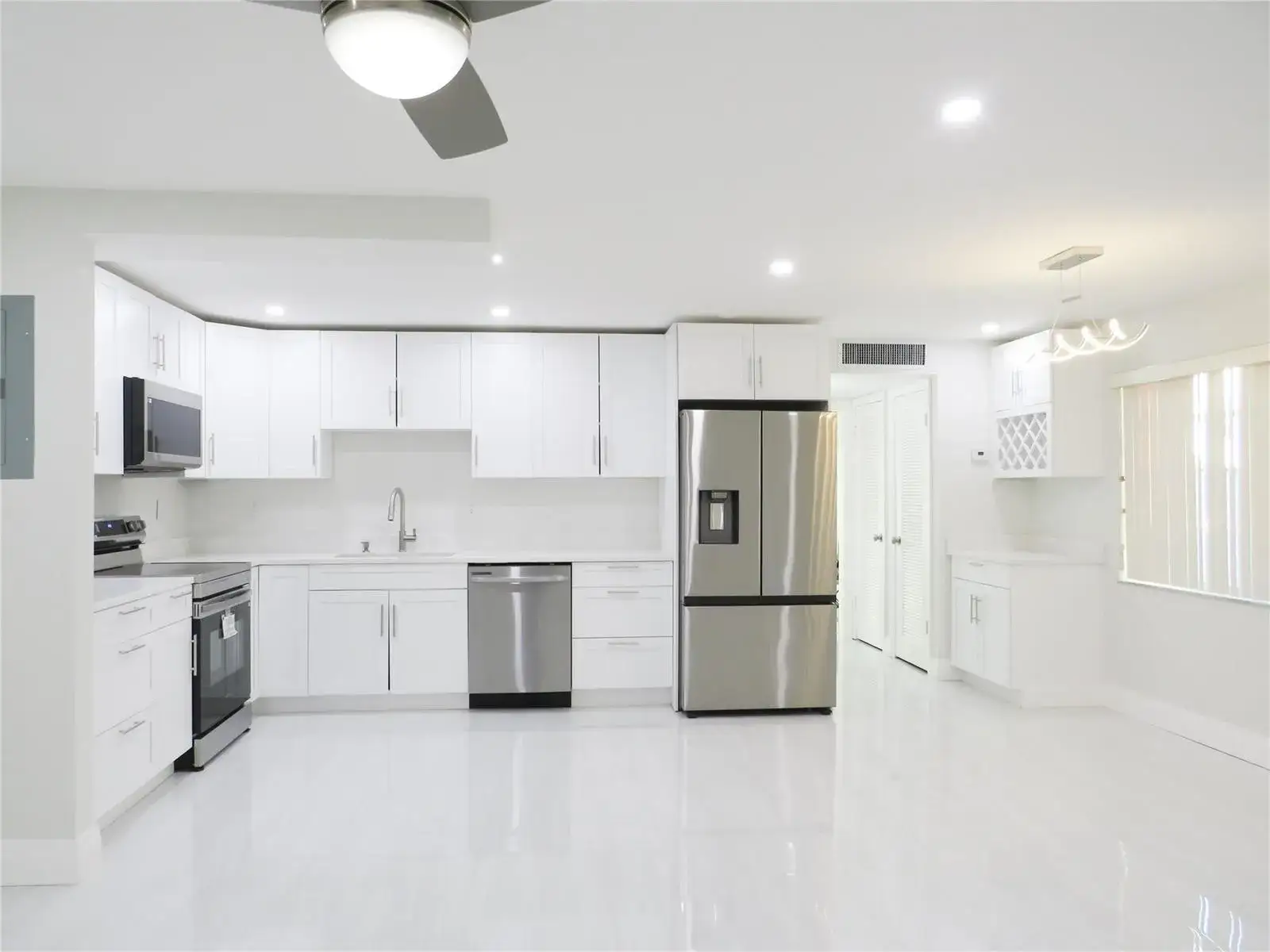 1 bedroom 1 bath Residential for sale at 343 Normandy H # 343, Delray Beach FL 33484