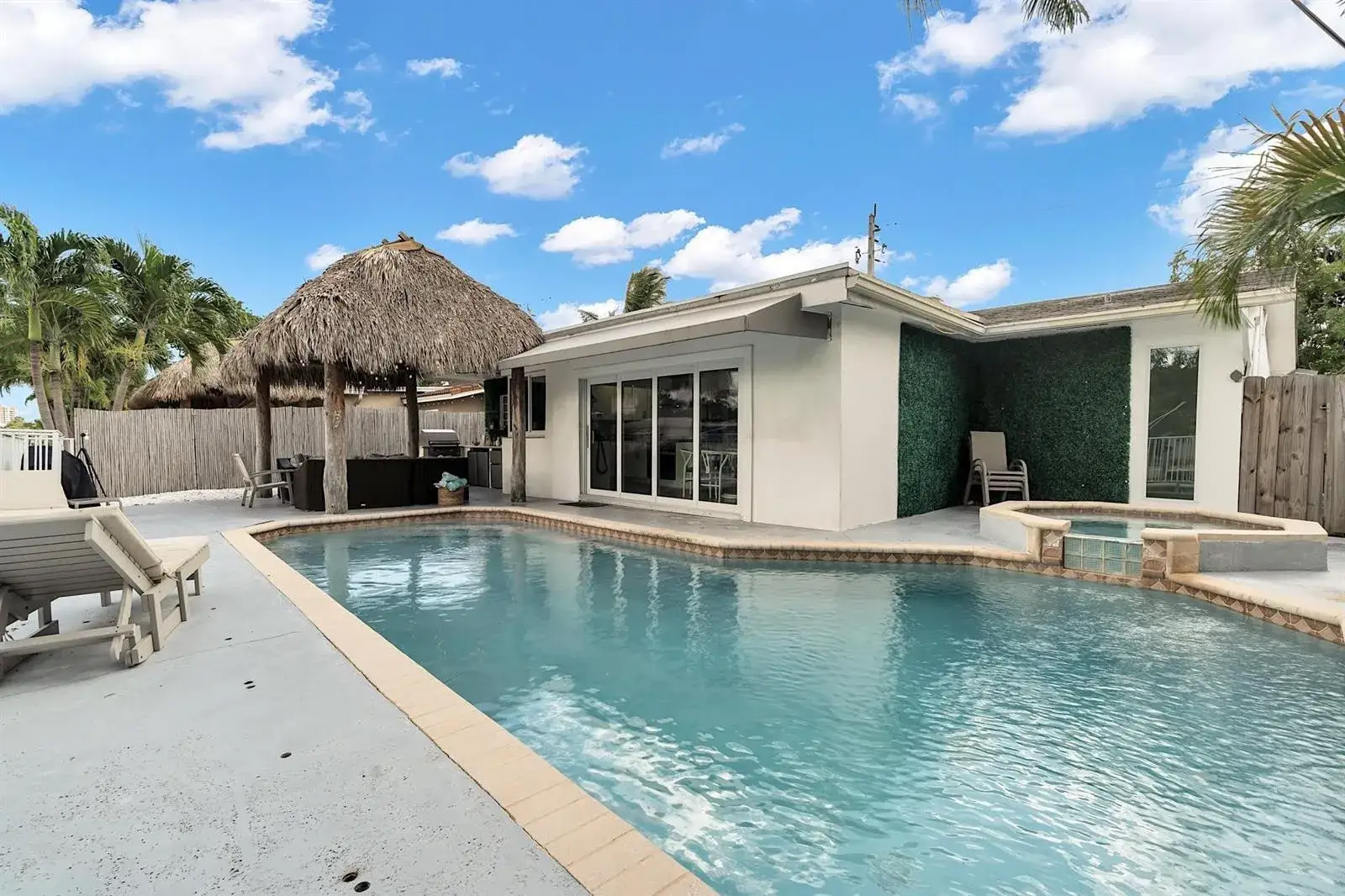3 bedroom 3 bath Residential Lease for rent at 2233 SE 15th Street, Pompano Beach FL 33062