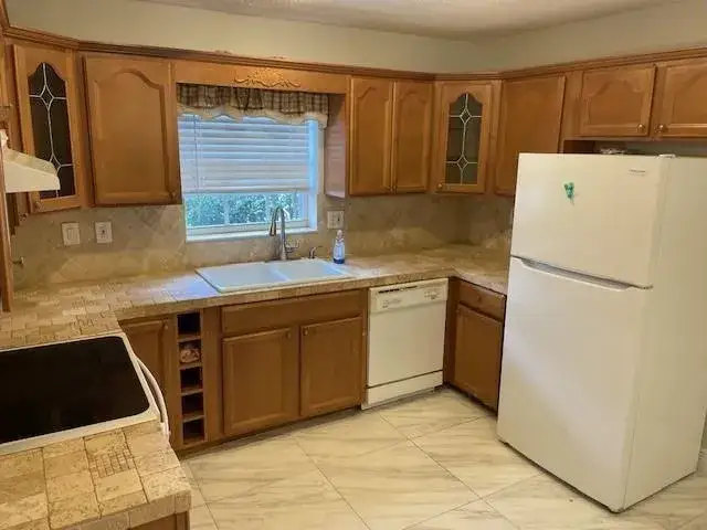 3 bedroom 2 bath Residential for sale at 355 Sunshine Drive, Coconut Creek FL 33066