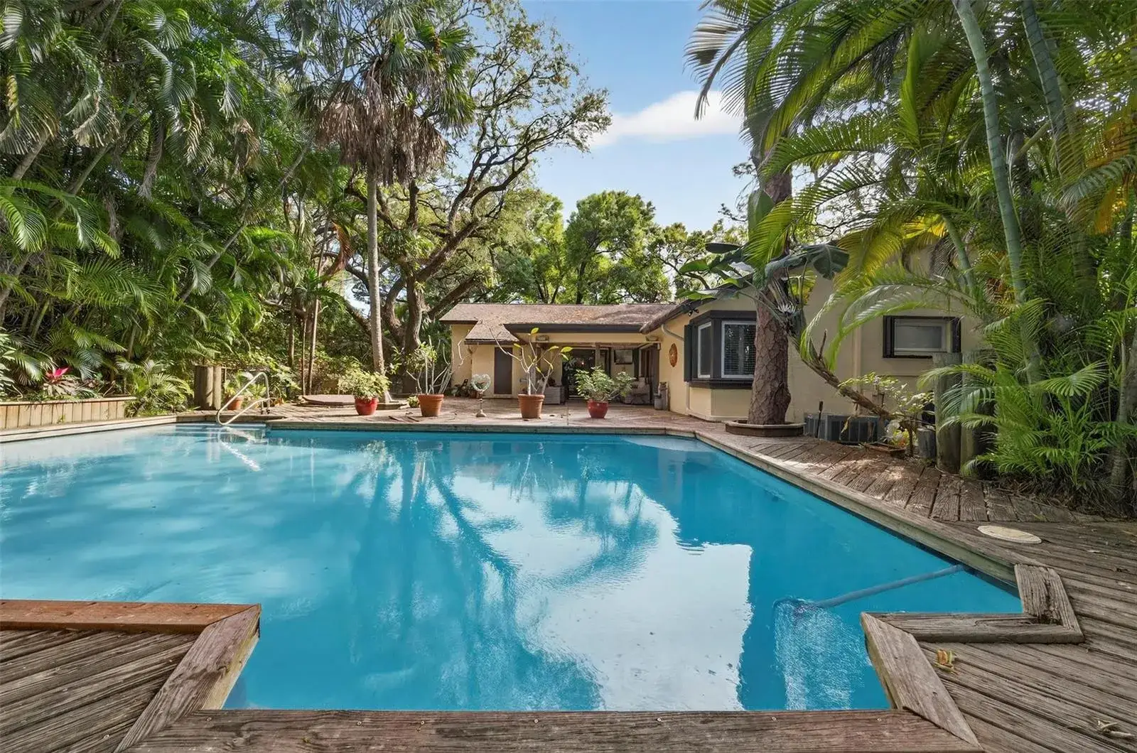 3 bedroom 2 bath Residential for sale at 1711 SW 30th Place, Fort Lauderdale FL 33315