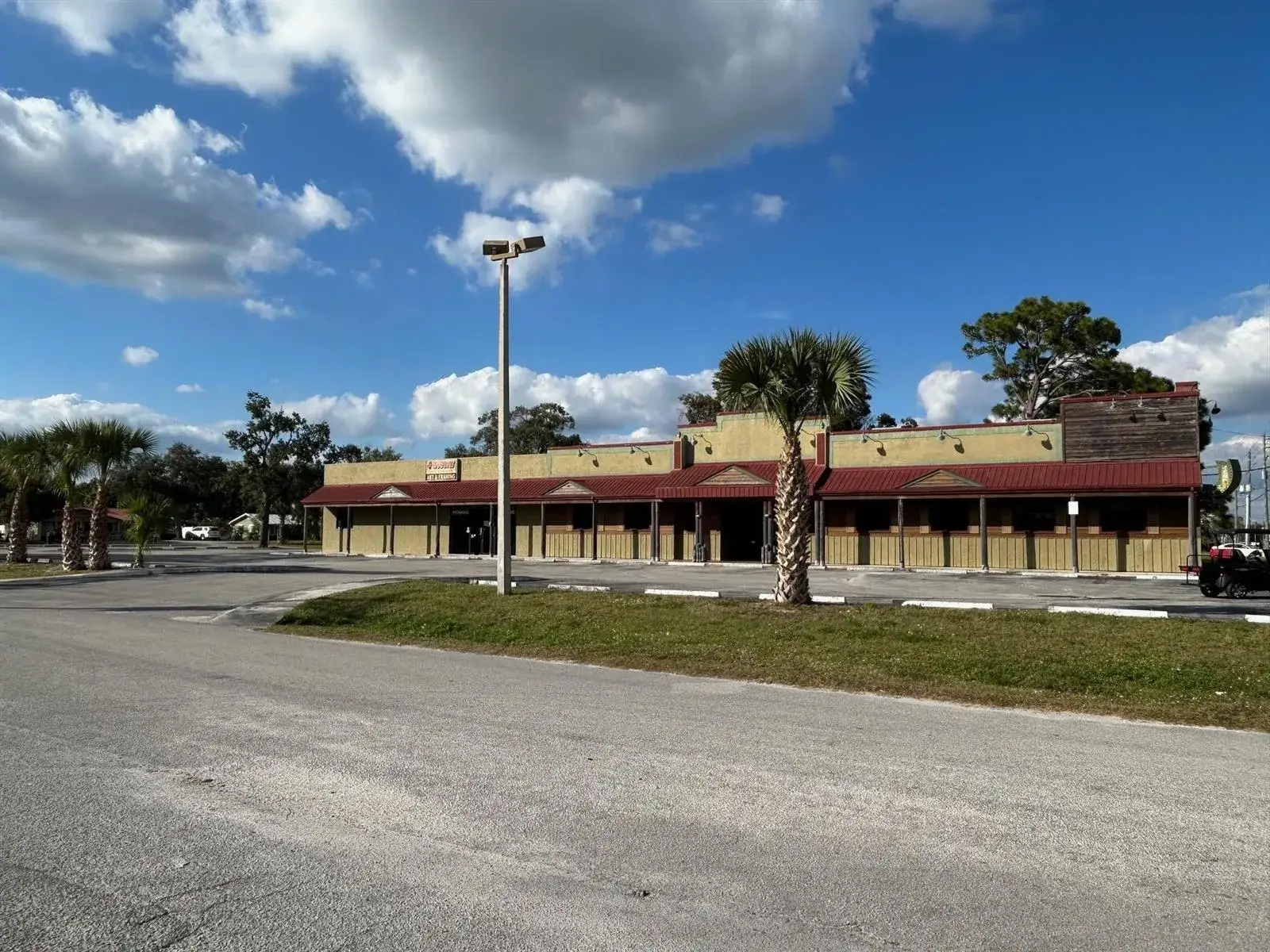 Commercial Sale for sale at 102 SW 14th Street, Okeechobee FL 34974