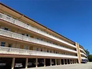 2 bedroom 2 bath Residential for sale at 6701 Cypress Road # 207, Plantation FL 33317