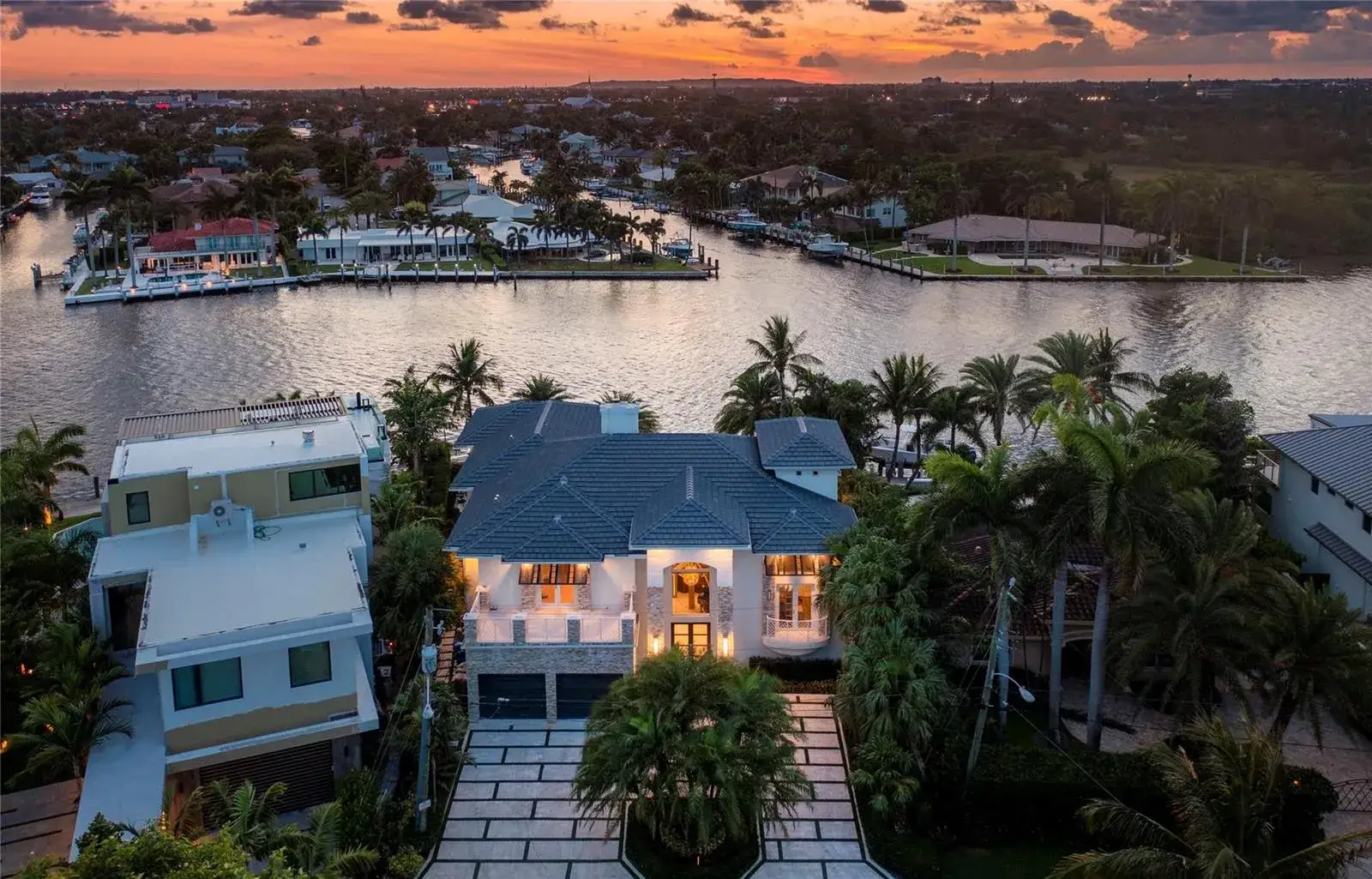 6 bedroom 4 bath Residential Lease for rent at 2307 N Riverside Drive, Pompano Beach FL 33062