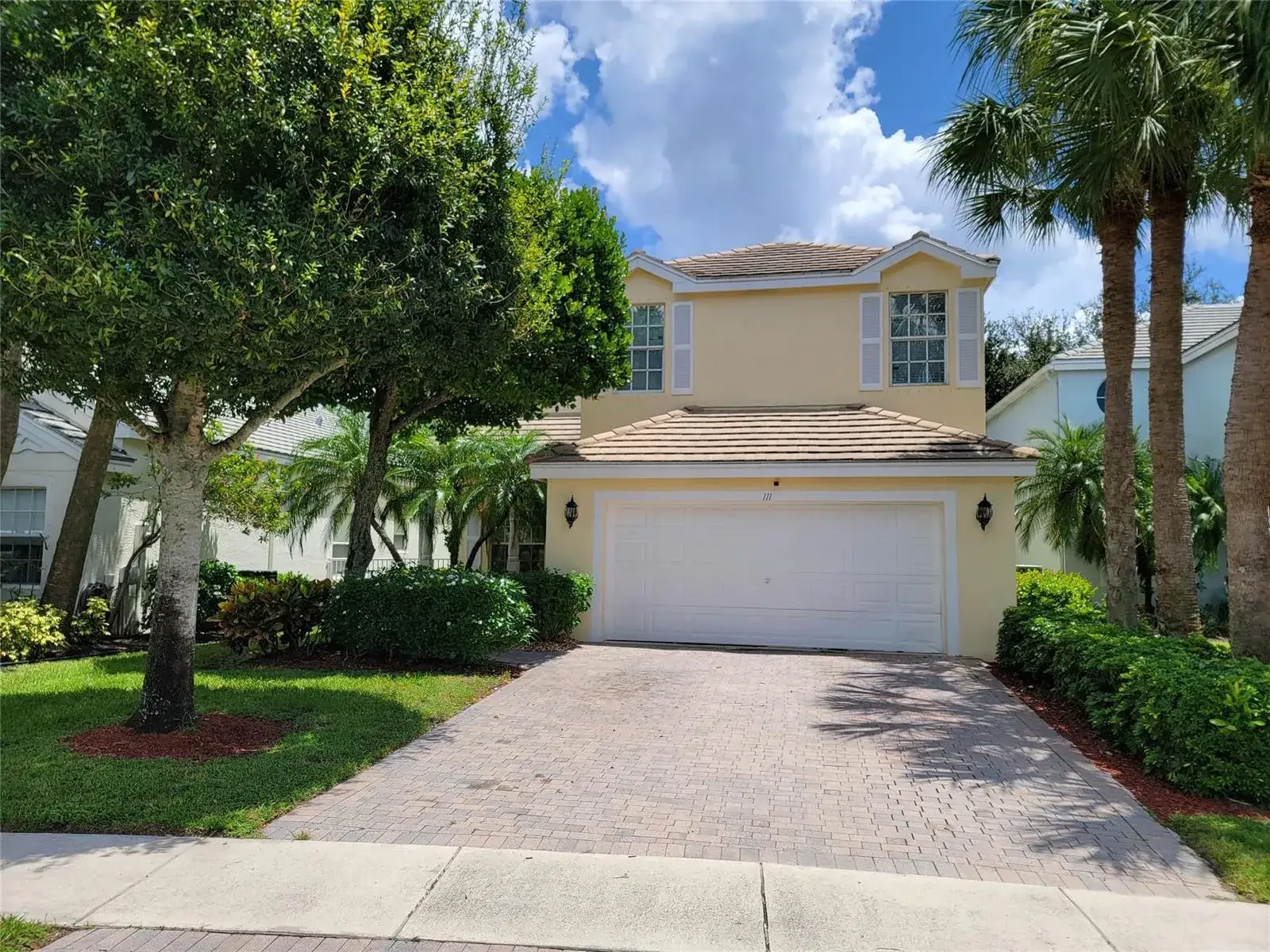 5 bedroom 3 bath Residential for sale at 111 Berenger Walk, Royal Palm Beach FL 33414