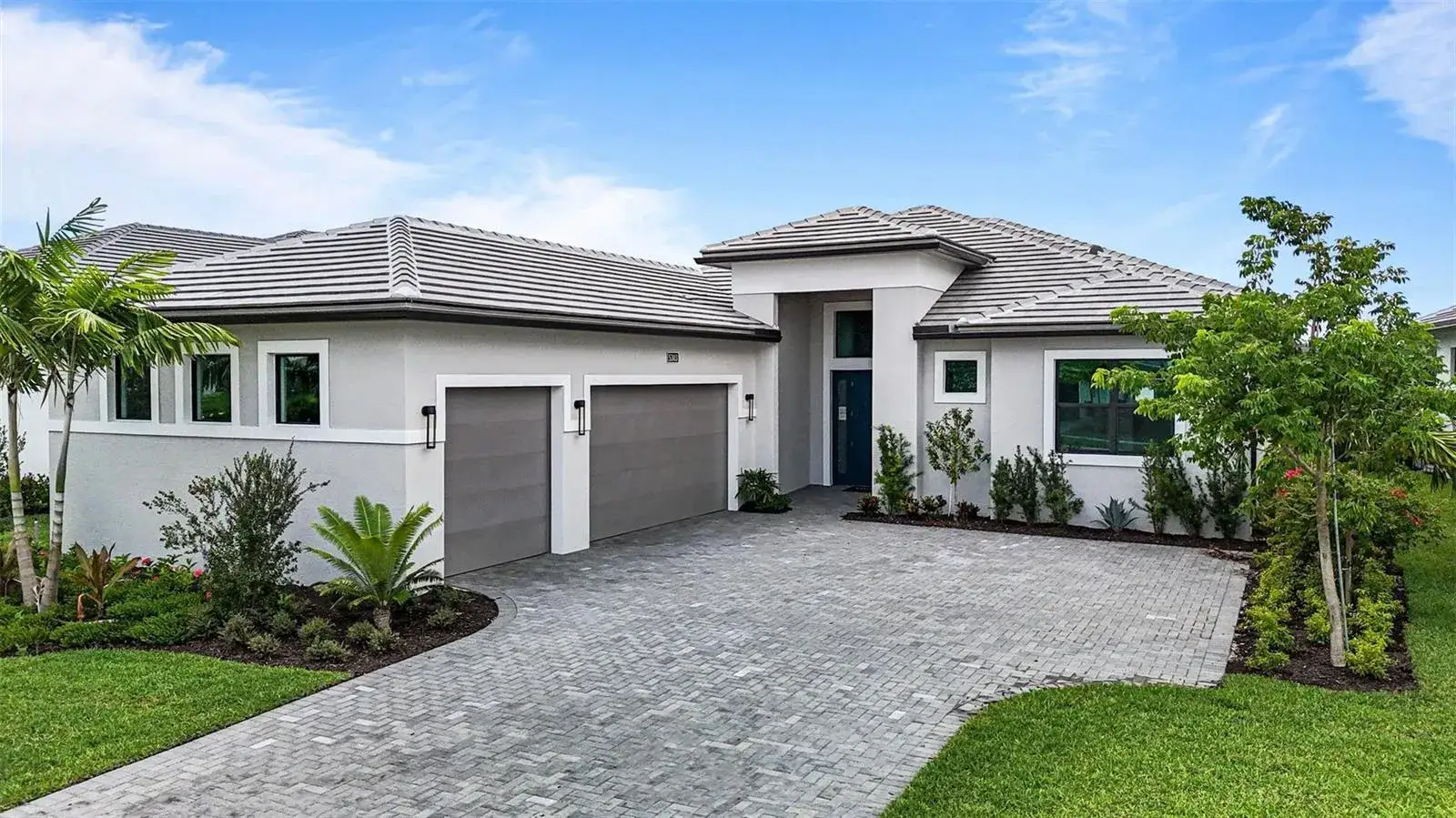 3 bedroom 3 bath Residential for sale at 5303 Saint Armands Way, Westlake FL 33470