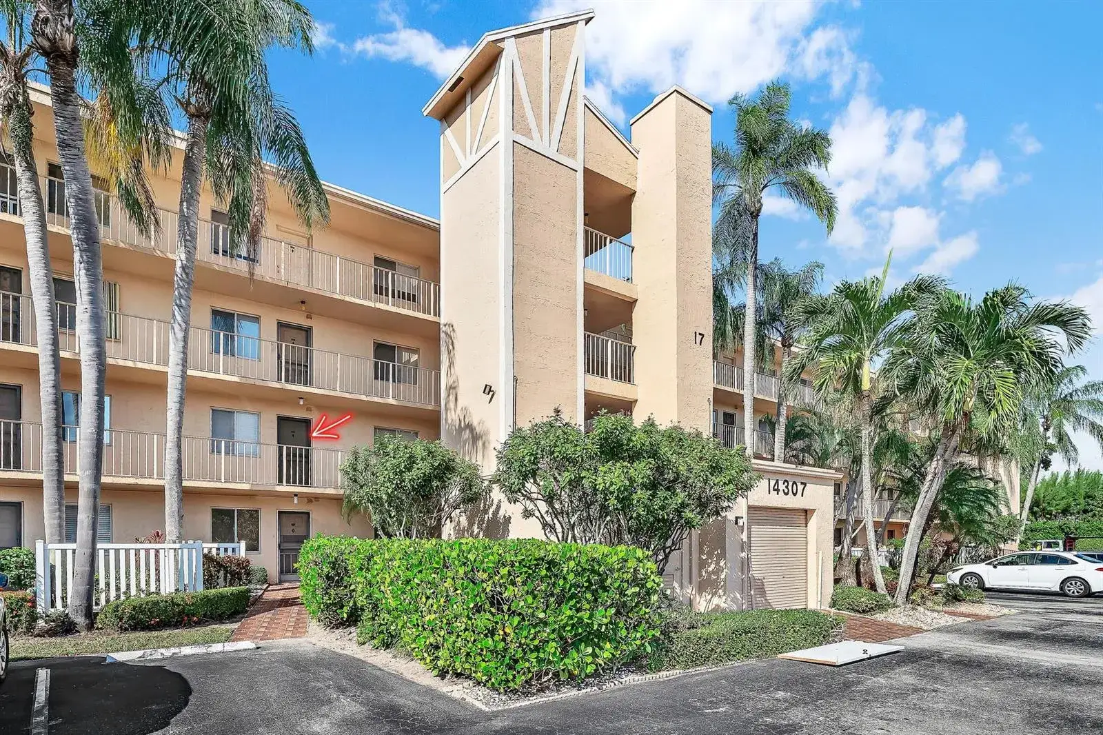 2 bedroom 2 bath Residential for sale at 14307 Bedford Drive # 204, Delray Beach FL 33446