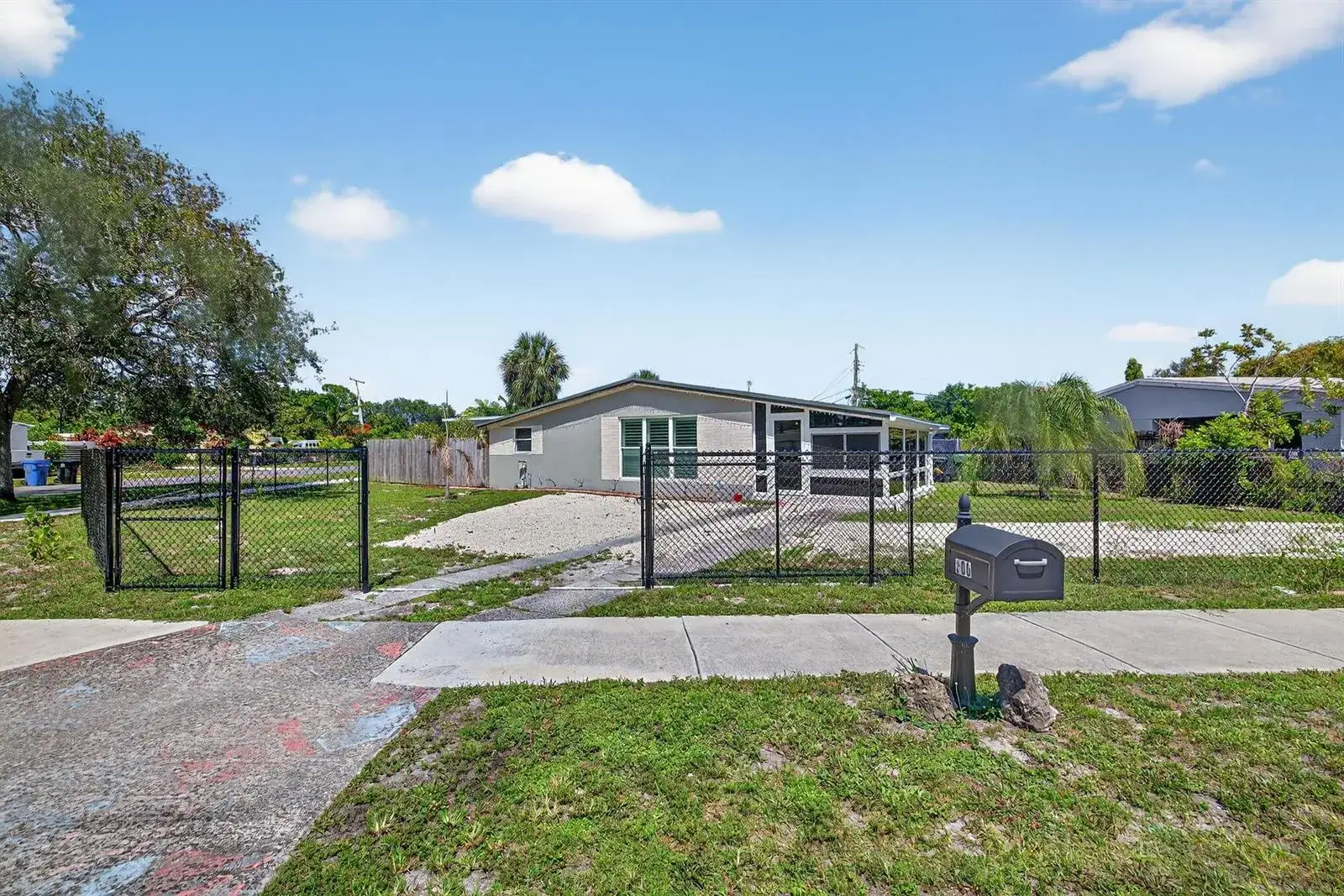 3 bedroom 2 bath Residential for sale at 300 SW 25th Avenue, Fort Lauderdale FL 33312