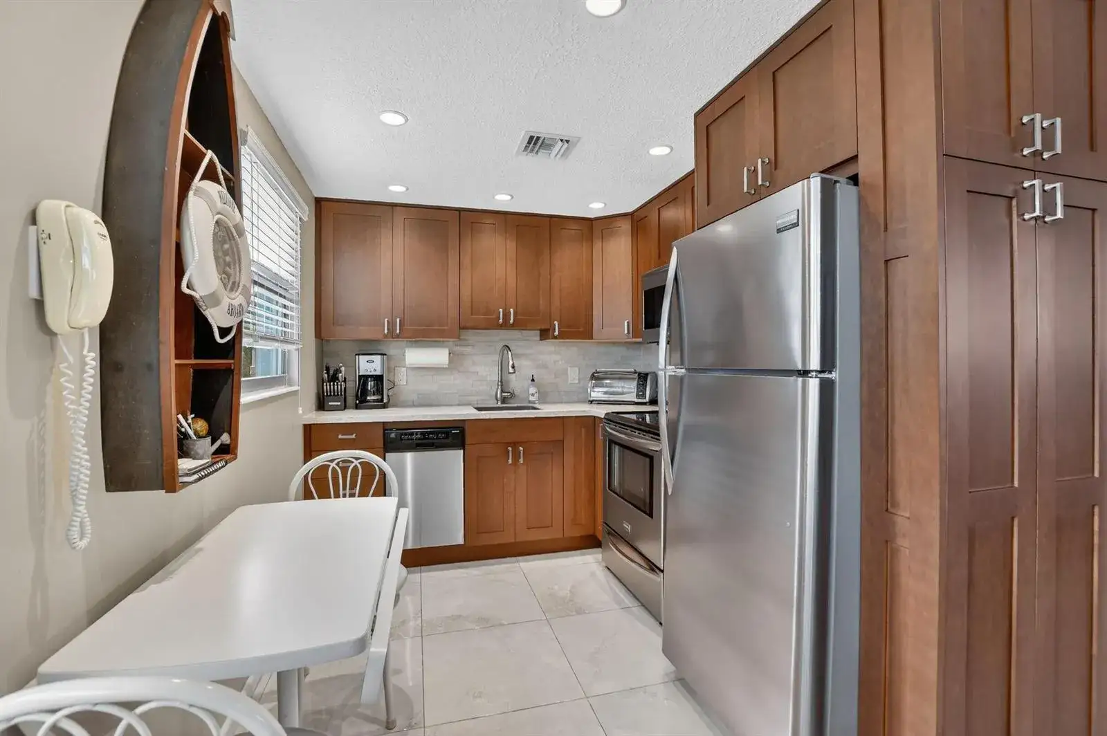 2 bedroom 2 bath Residential for sale at 3020 Islewood D # 3020, Deerfield Beach FL 33442