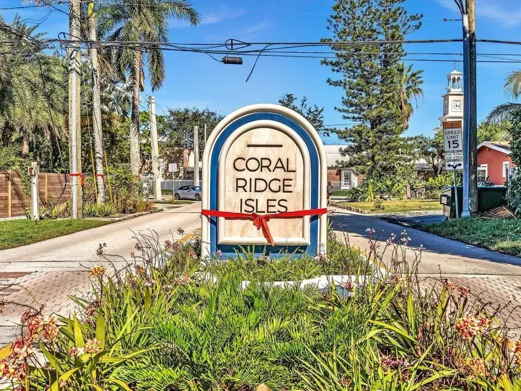 2 bedroom 2 bath Residential Lease for rent at 5951 NE 14th Lane # n, Fort Lauderdale FL 33334