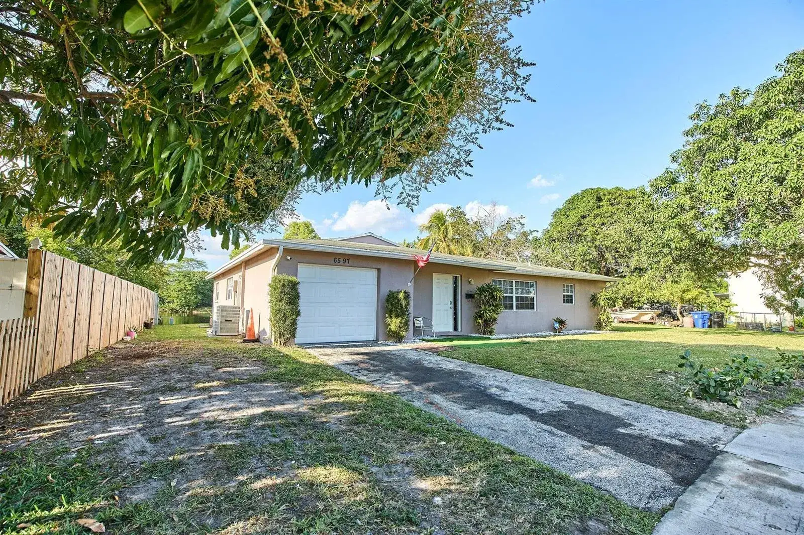 4 bedroom 2 bath Residential for sale at 6597 Salem Street, North Lauderdale FL 33068