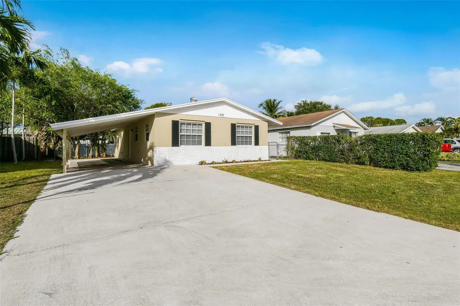3 bedroom 1 bath Residential for sale at 1227 Cherokee Street, Jupiter FL 33458