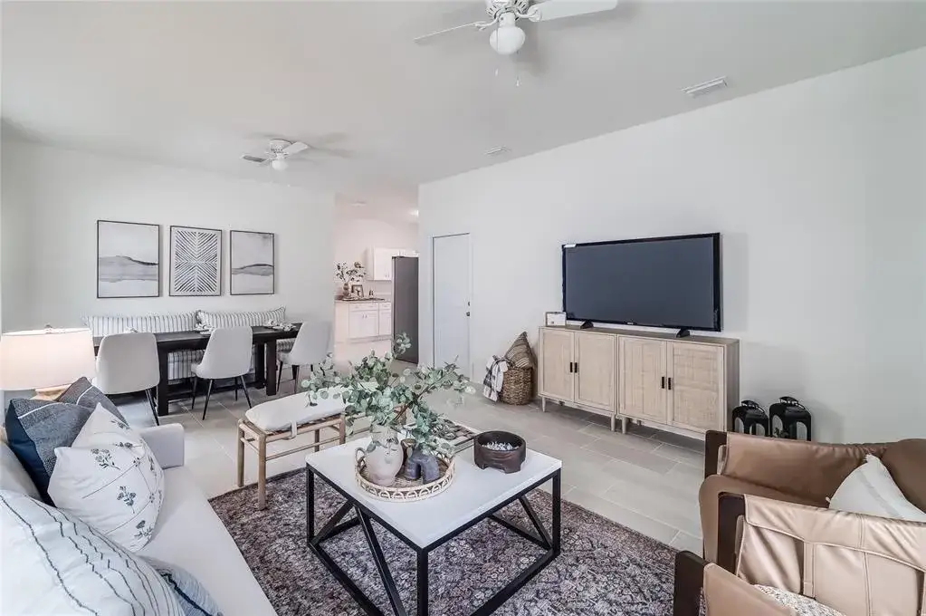 3 bedroom 2 bath Residential for sale at 1103 Gigon Court, Sebring FL 33870