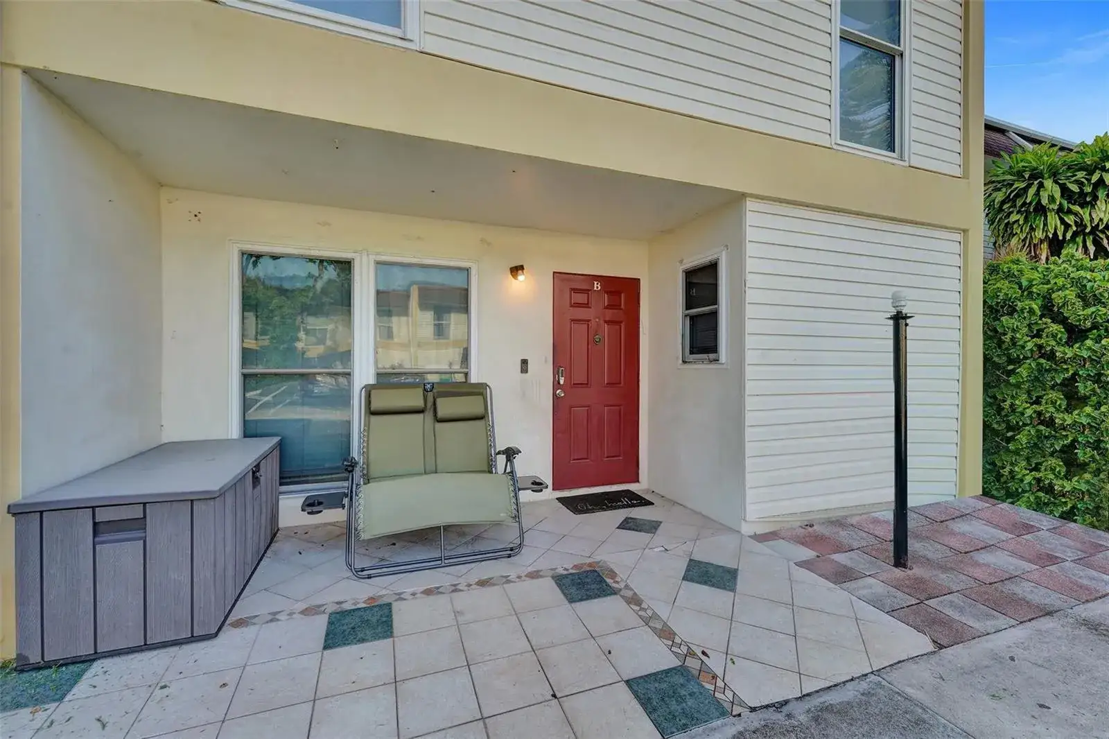 4 bedroom 2 bath Residential for sale at 3301 Raleigh Street # 4B, Hollywood FL 33021