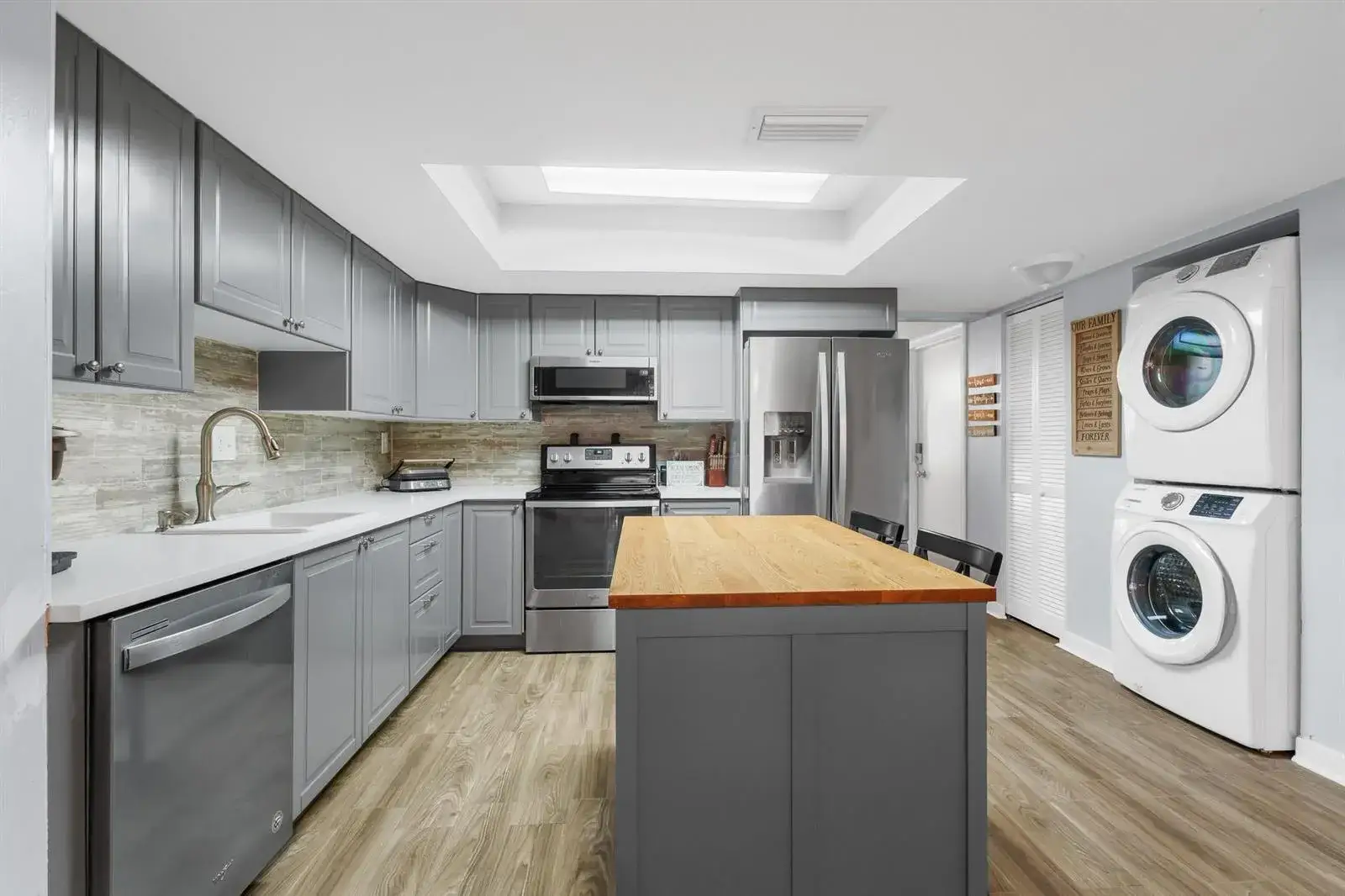 3 bedroom 2 bath Residential for sale at 8101 NW 27th Street # 4, Coral Springs FL 33065