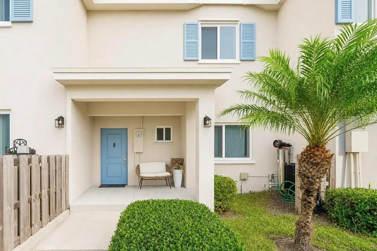 4 bedroom 3 bath Residential for sale at 1214 NW 4th Lane # 1214, Homestead FL 33034