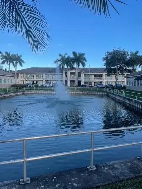 Commercial Sale for sale at 5220 University Drive # 109c, Davie FL 33328