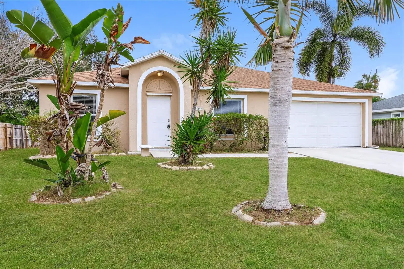 3 bedroom 2 bath Residential for sale at 1890 4th Avenue, Vero Beach FL 32962