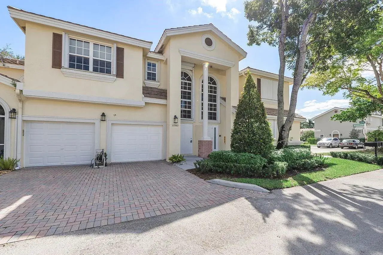 3 bedroom 2 bath Residential for sale at 12342 NW 10th Drive # 9, Coral Springs FL 33071