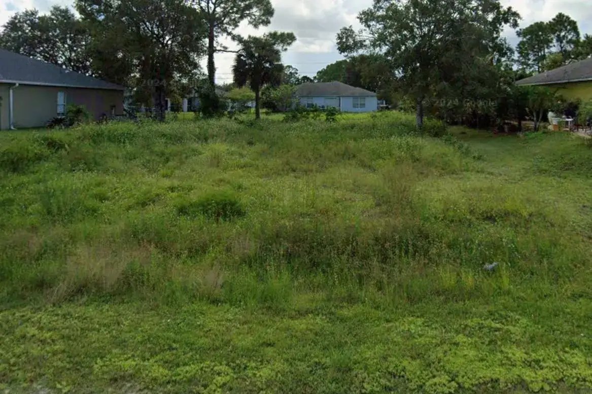 8355 102nd Court, Vero Beach FL 32967
