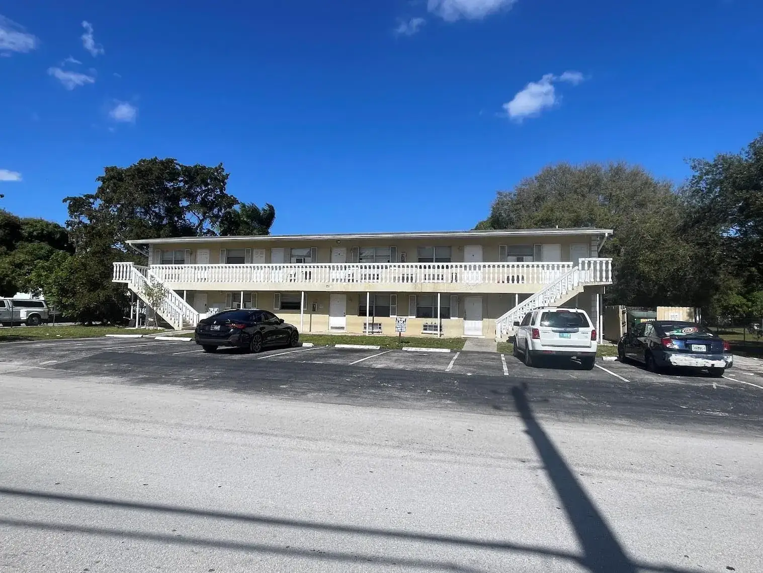 Commercial Sale for sale at 751 NW 5th Street, Fort Lauderdale FL 33311