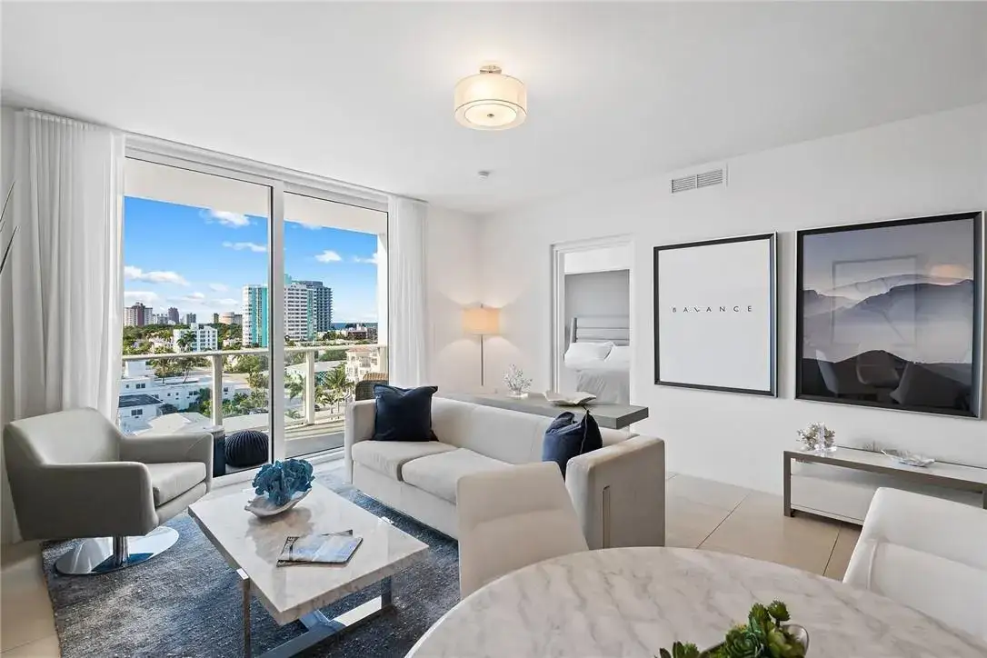 1 bedroom 1 bath Residential for sale at 401 N Birch Road # 614, Fort Lauderdale FL 33304