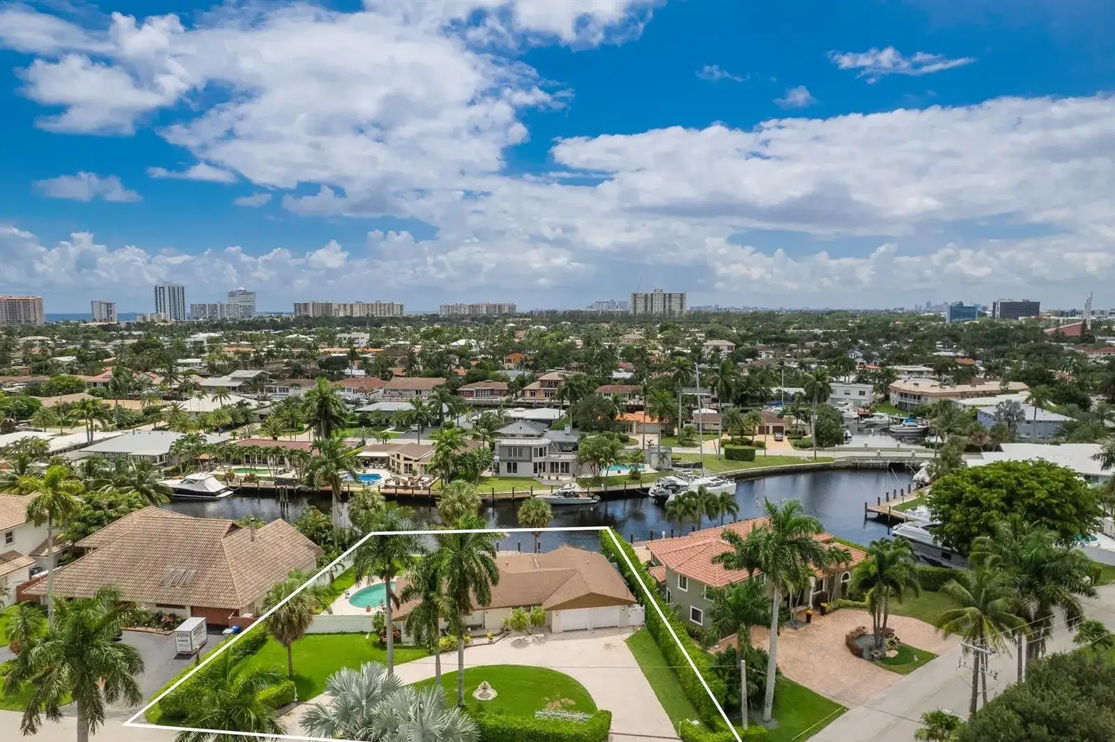 3 bedroom 2 bath Residential for sale at 2200 SE 8th Street, Pompano Beach FL 33062