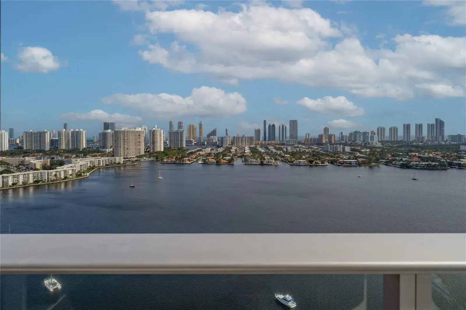 4 bedroom 4 bath Residential for sale at 17301 Biscayne Boulevard # 7, Aventura FL 33160