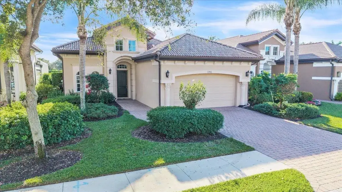 4 bedroom 2 bath Residential for sale at 7793 Ashton Road, Naples FL 34113