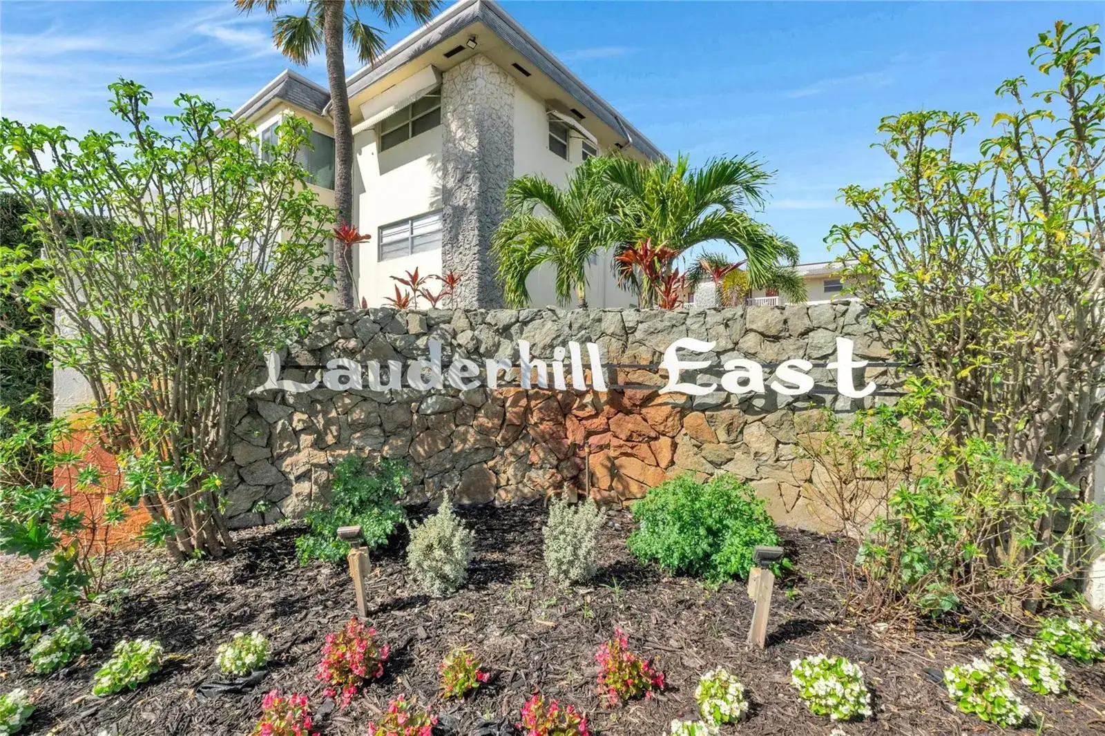 2 bedroom 2 bath Residential for sale at 4441 NW 16th Street # J311, Lauderhill FL 33313