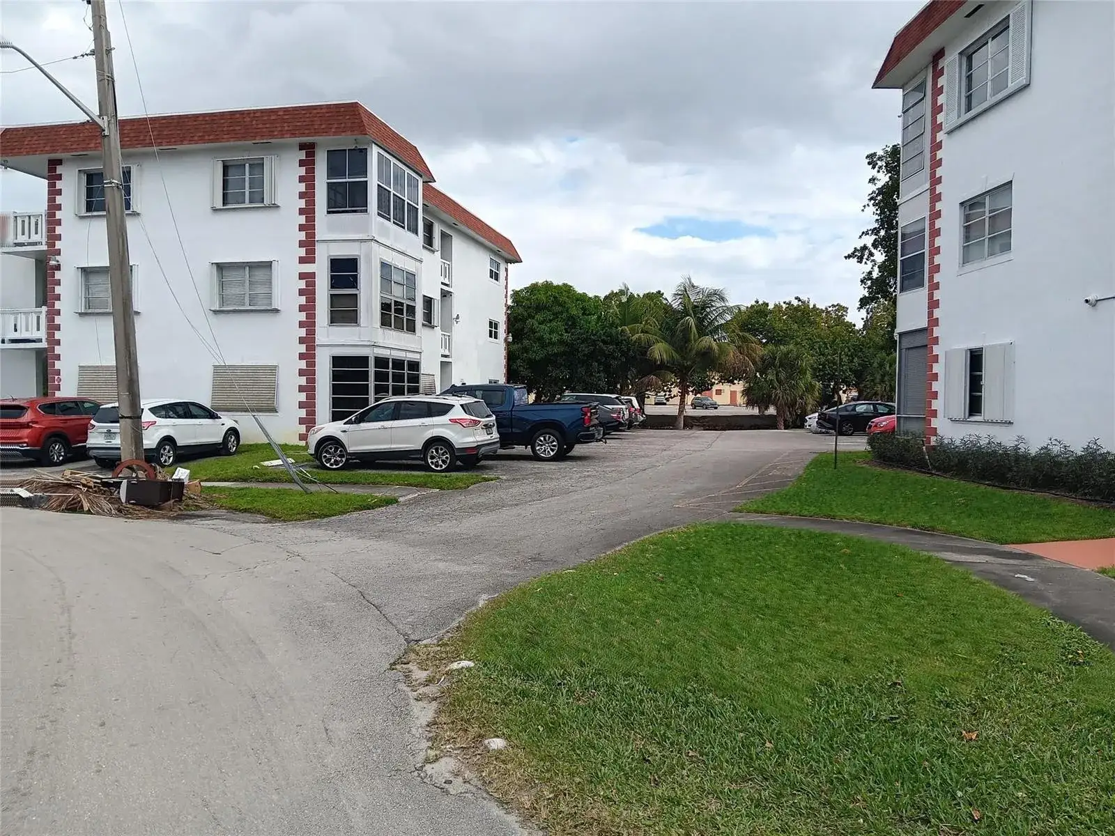 2 bedroom 2 bath Residential for sale at 4310 NW 12th Court # 203, Lauderhill FL 33313