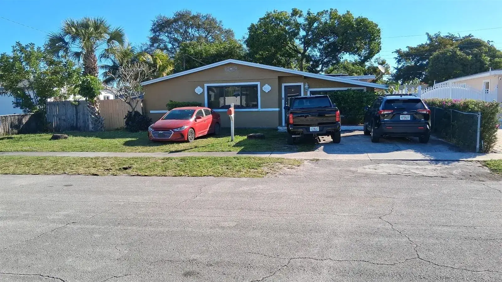 4 bedroom 2 bath Residential for sale at 301 N 66th Avenue, Hollywood FL 33024